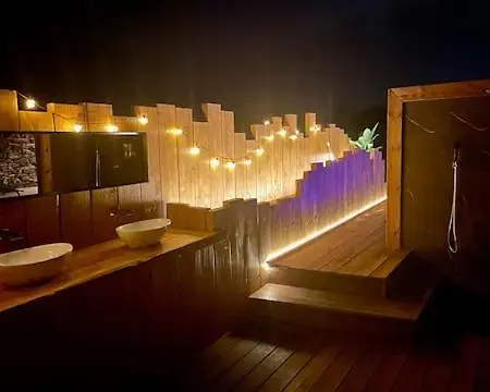 Nuit De Reve A Luxury tent La Ciotat